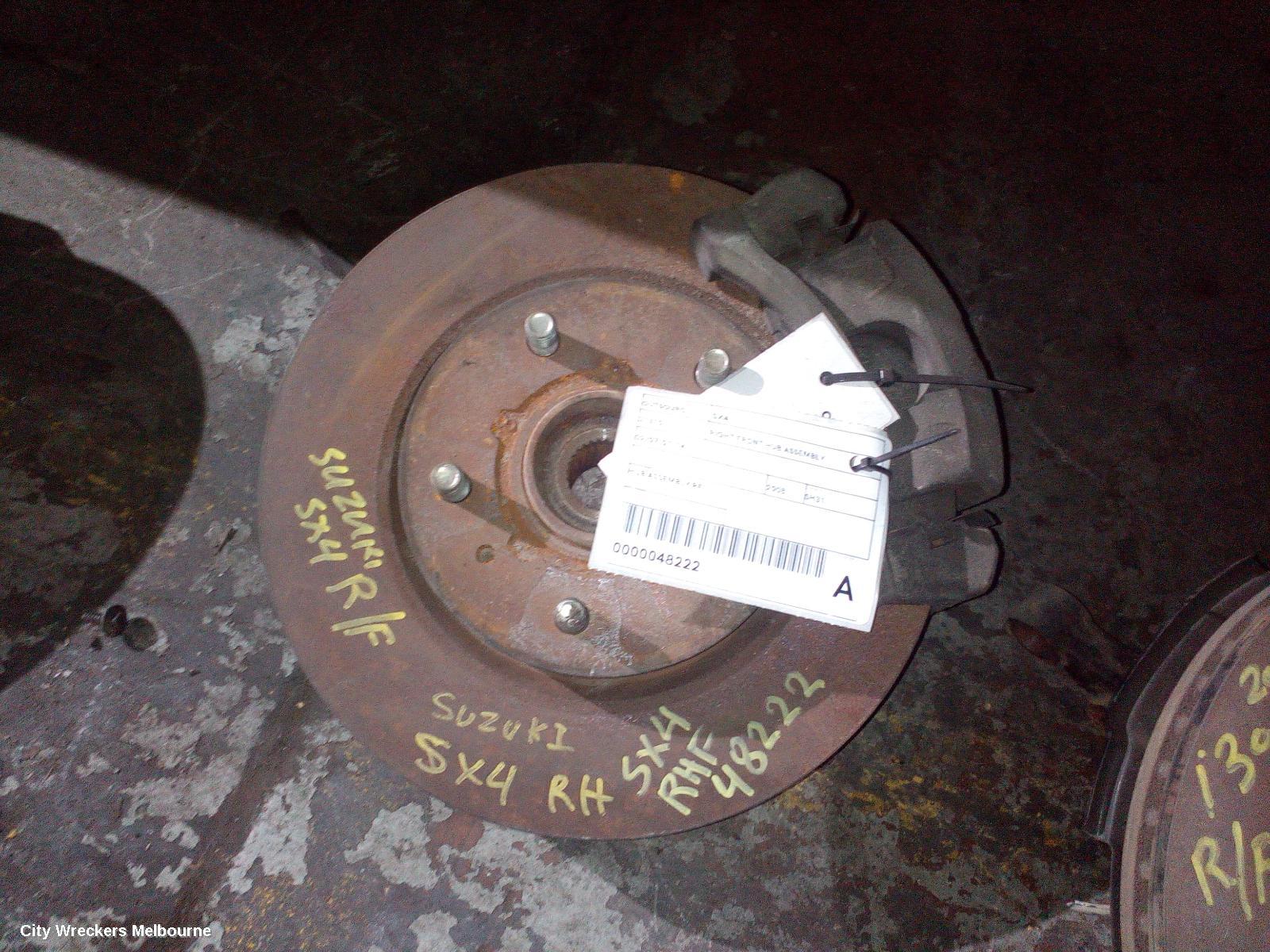 SUZUKI SX4 RIGHT FRONT HUB ASSEMBLY, 01/2007 - 01/2014 - Image 1