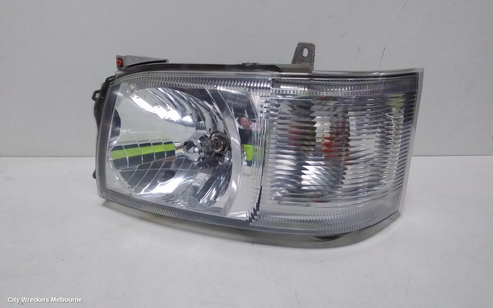 TOYOTA HIACE LEFT HEADLAMP, TRH/KDH, LWB/SWB, LENS# 26-118, 03/2005 - 08/2010 - Image 3