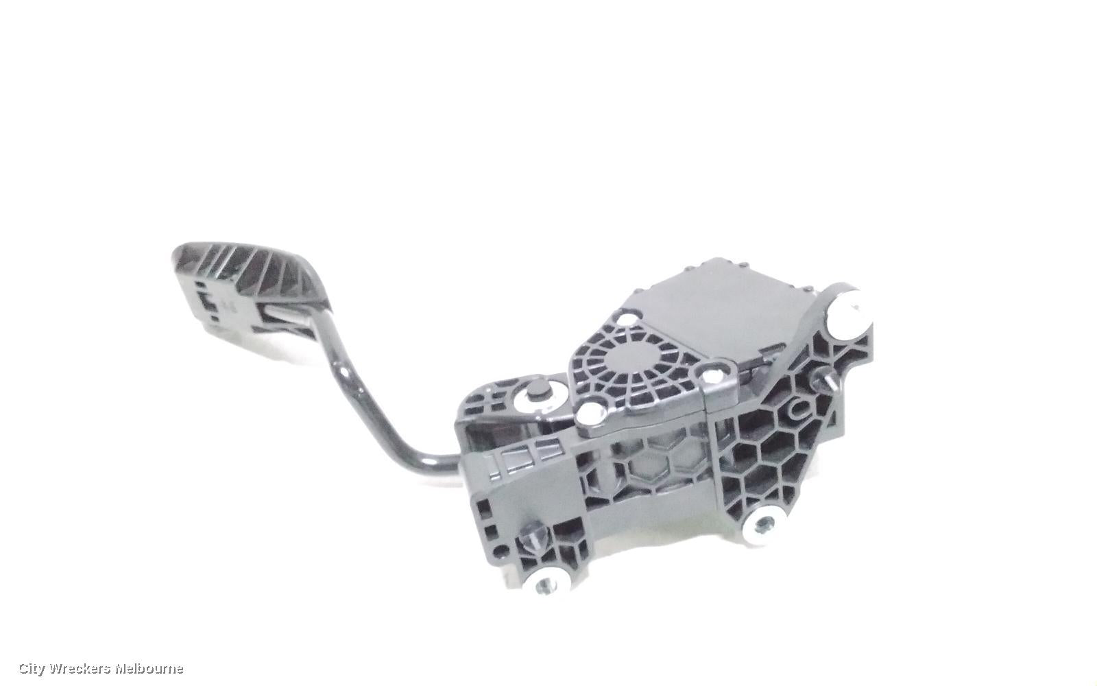 TOYOTA COROLLA PEDAL ASSEMBLY, E210, ACCELERATOR PEDAL, 07/2018 ONWARDS - Image 3