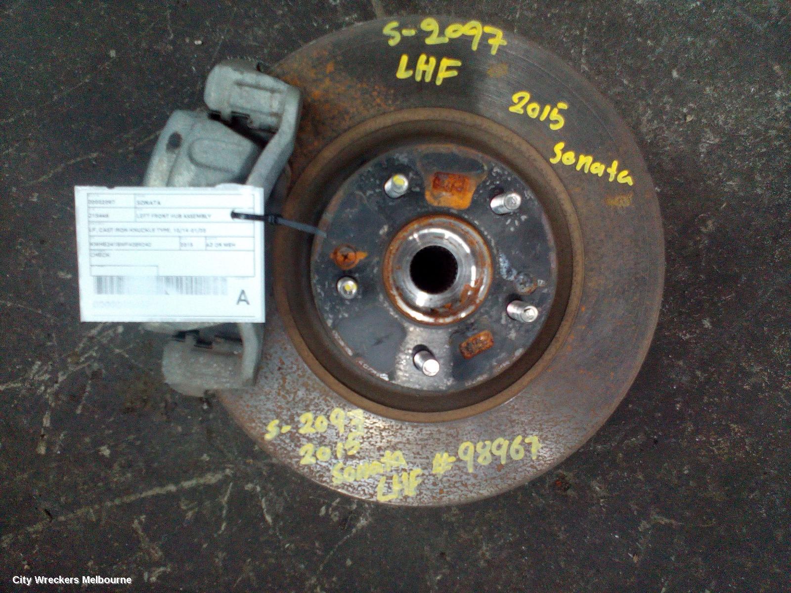 HYUNDAI SONATA LEFT FRONT HUB ASSEMBLY, LF, CAST IRON KNUCKLE TYPE, 10/2014 - 01/2020 - Image 2