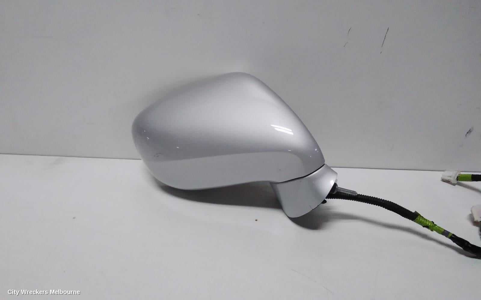 LEXUS IS250/IS250C RIGHT DOOR MIRROR, IS250, GSE20R, SEDAN, SPORTS/SPORTS LUXURY, NON INDICATOR TYPE (2 PLUG), 11/2005 - 09/2008 - Image 3