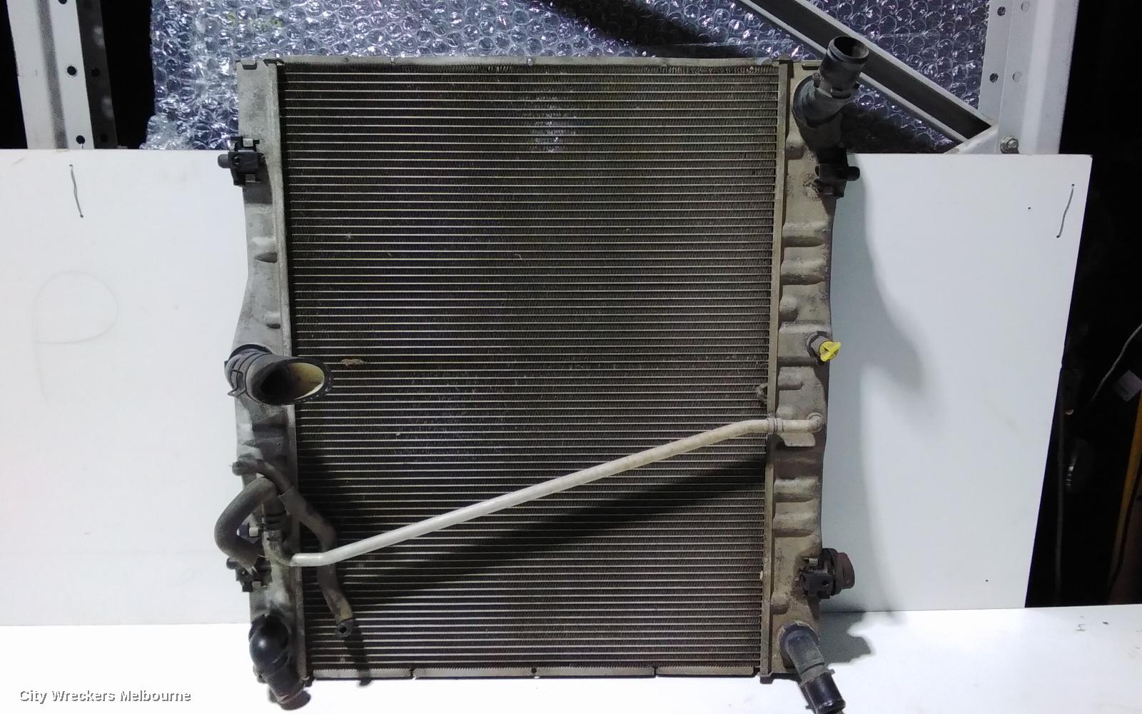 TOYOTA HIACE RADIATOR, MANUAL, 2.5, 2KD-FTV, DIESEL, KDH, 03/2005 - 09/2006 - Image 1