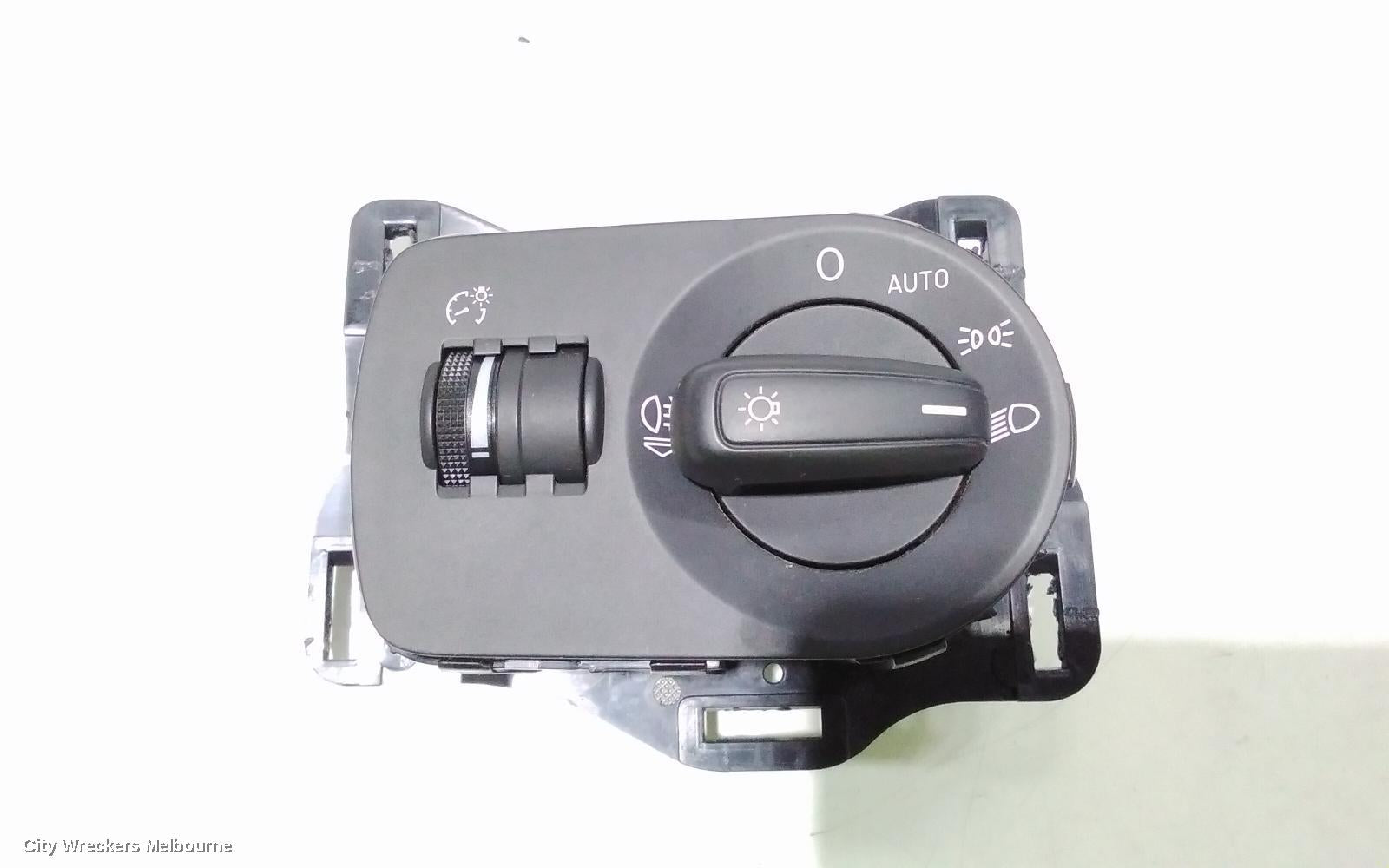 AUDI A3 COMBINATION SWITCH, HEADLAMP SWITCH, 8P, W/ DYNAMIC RANGE CONTROL & FRONT FOGLAMP TYPE, 06/2009 - 04/2013 - Image 3