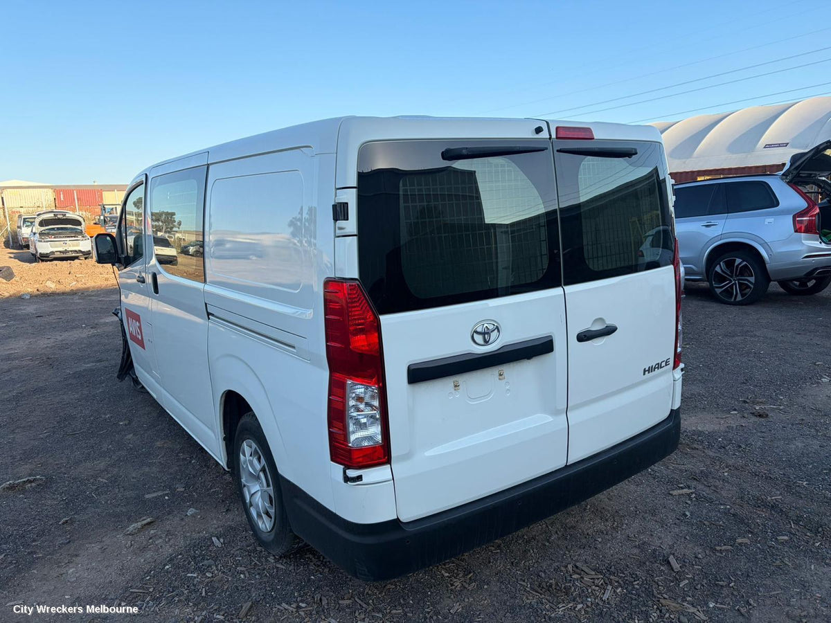 TOYOTA HIACE FUSE BOX, ENGINE BAY (LH SIDE), DIESEL, 300 SERIES, 02/2019 ONWARDS - Image 3