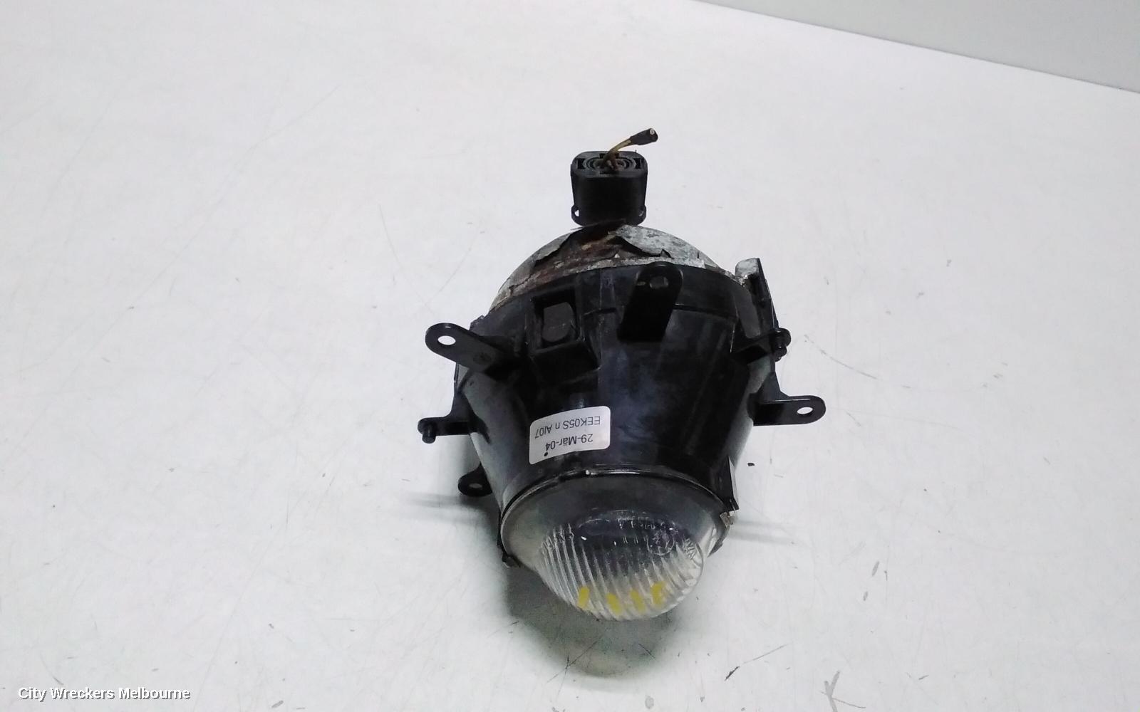 BMW 3 SERIES LEFT INDICATOR/FOG/SIDE, BUMPER FOGLAMP, E46, COUPE, M TECH, OVAL SHAPE, CLEAR LENS, 09/2000 - 07/2006 - Image 2