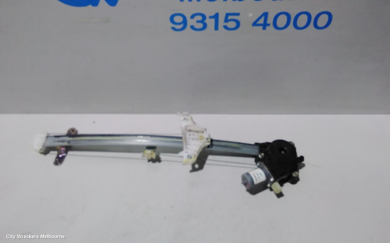SUZUKI BALENO LEFT FRONT WINDOW REG/MOTOR, EW, 04/2016 - 12/2022 - Image 2