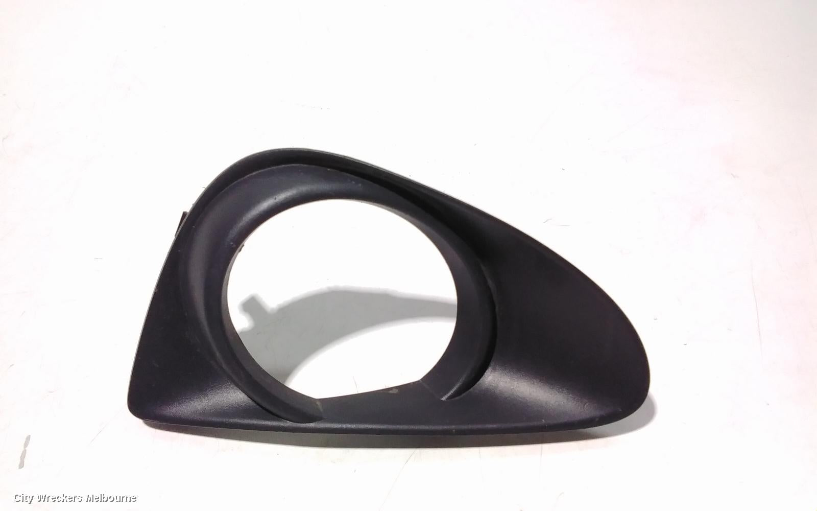 TOYOTA YARIS LEFT INDICATOR/FOG/SIDE, BUMPER FOGLAMP, NCP13#, 08/2011 - 06/2014 - Image 3