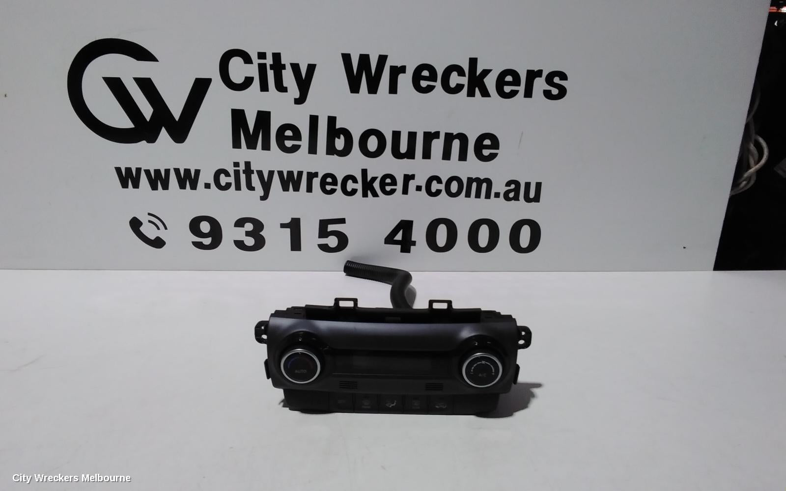 HYUNDAI KONA HEATER/AC CONTROLS, OS, 5 BUTTON, CLIMATE CONTROL TYPE, 09/2017 - 07/2023 - Image 1