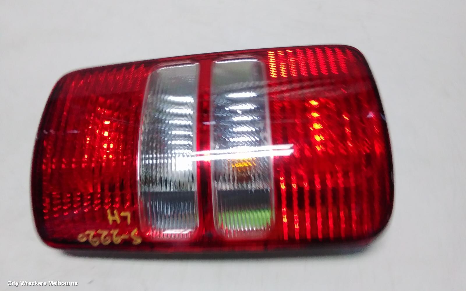 VOLKSWAGEN CADDY LEFT TAILLIGHT, 2K, 08/2010 - 06/2015 - Image 2