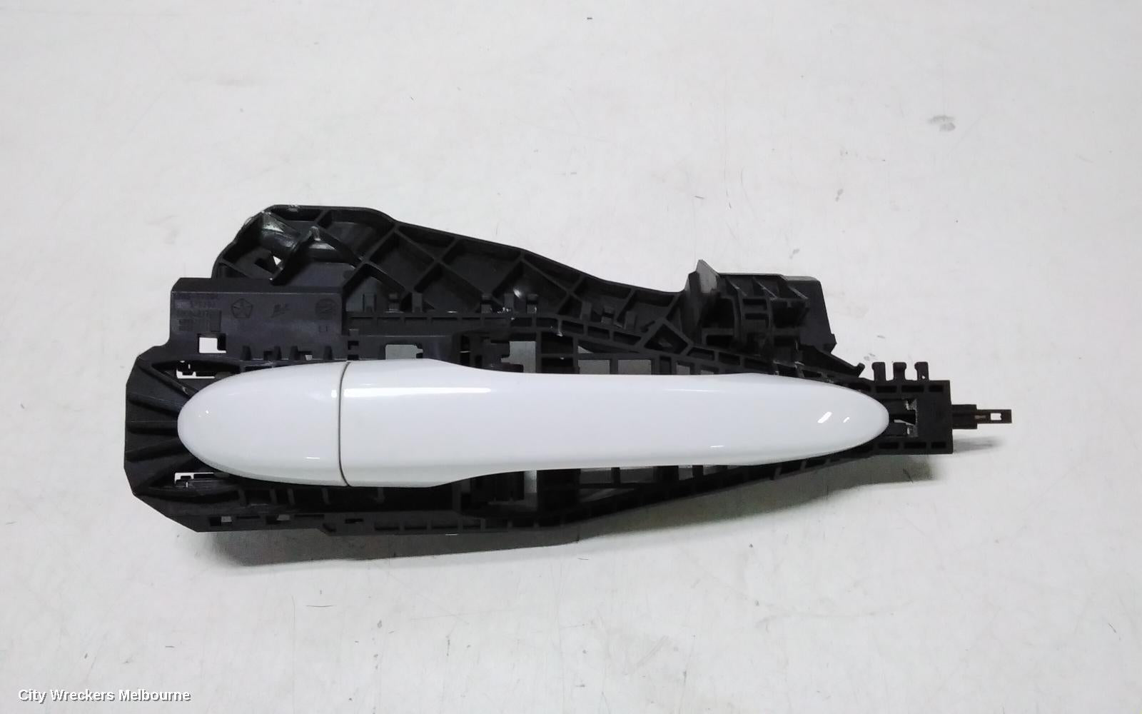 JEEP CHEROKEE DOOR HANDLE, OUTER, LH REAR, COLOUR CODED, KL, 06/2014 - 11/2022 - Image 1