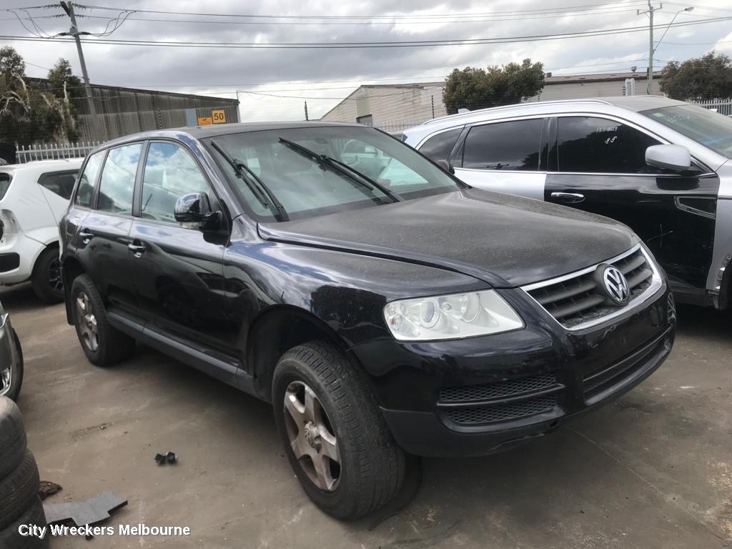 VOLKSWAGEN TOUAREG LEFT GUARD, 7L, 09/2003 - 06/2007 - Image 2