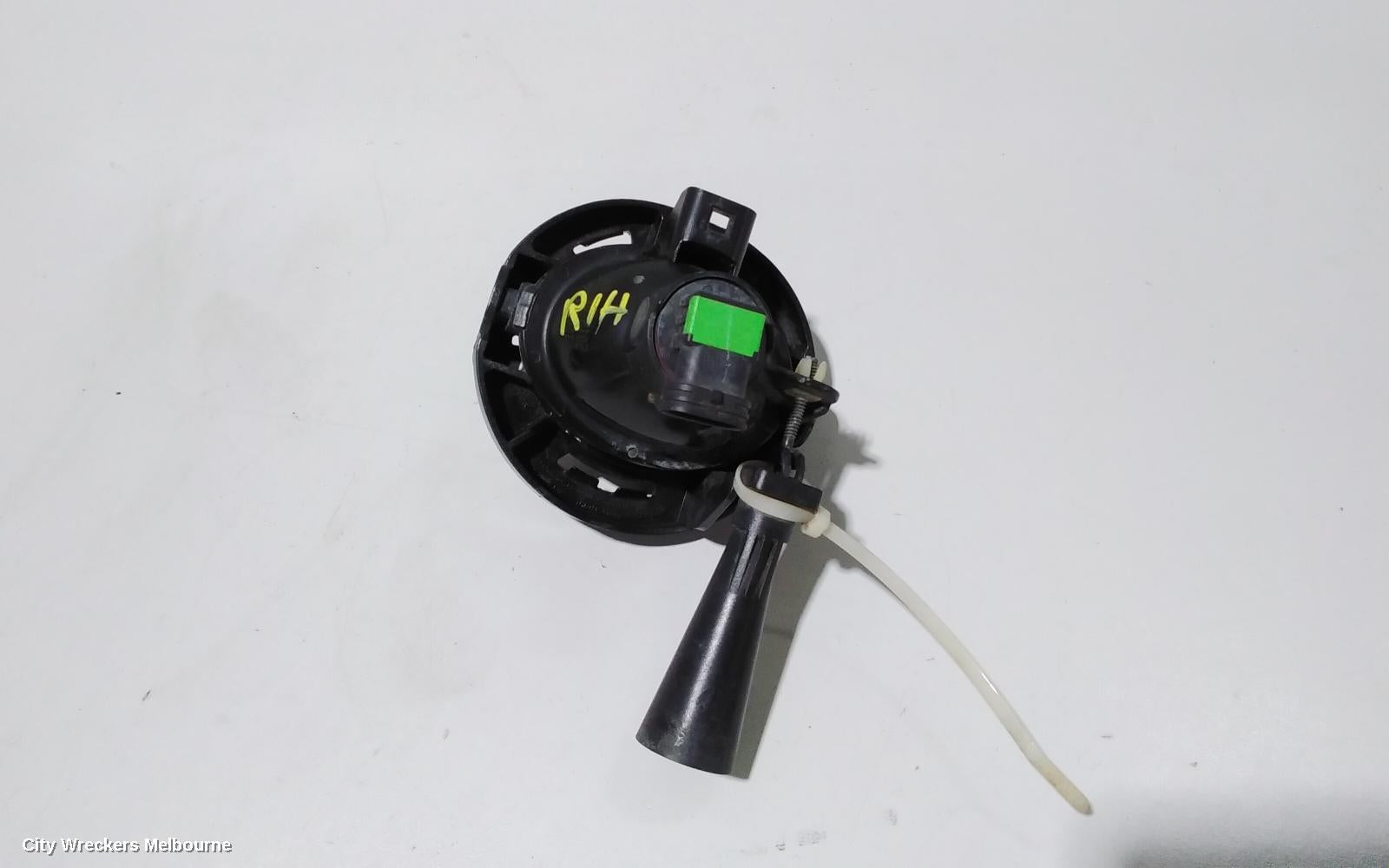CHRYSLER 300C RIGHT INDICATOR/FOG/SIDE, BUMPER FOGLAMP, LX2, 07/2012 - 12/2014 - Image 3