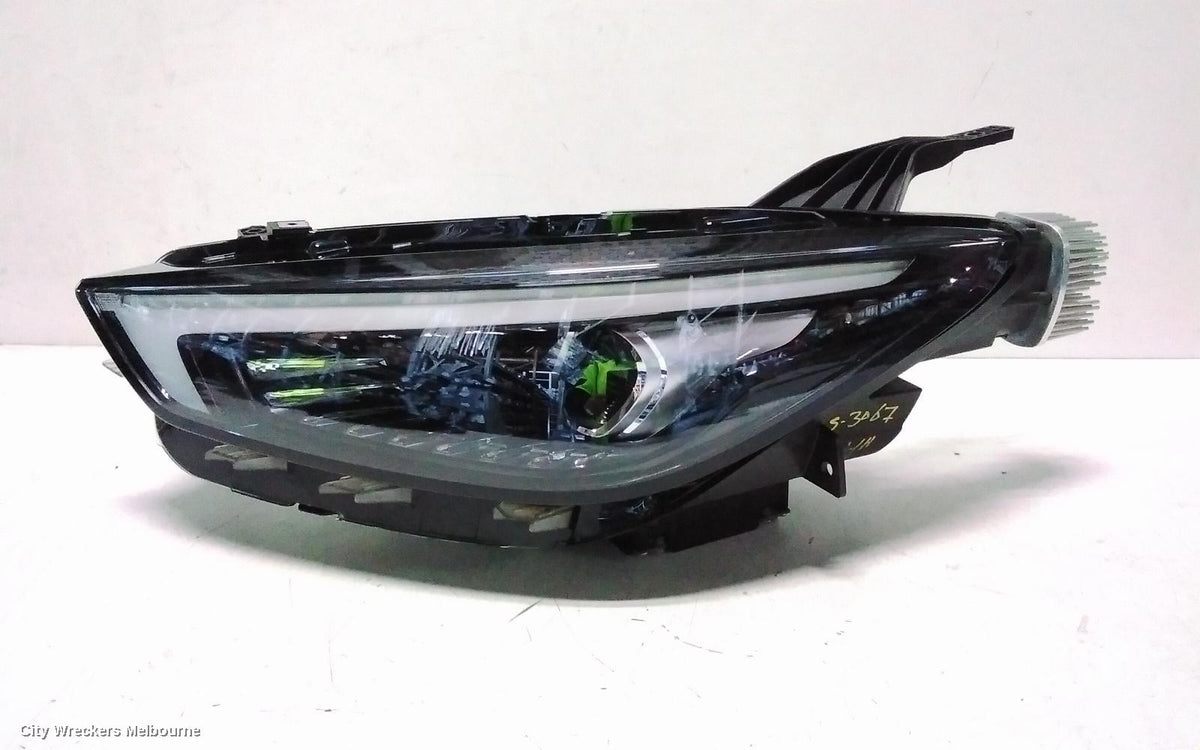 MG ZS LEFT HEADLAMP, AZS1, ZST, W/ LED TYPE, 01/2020 ONWARDS - Image 3