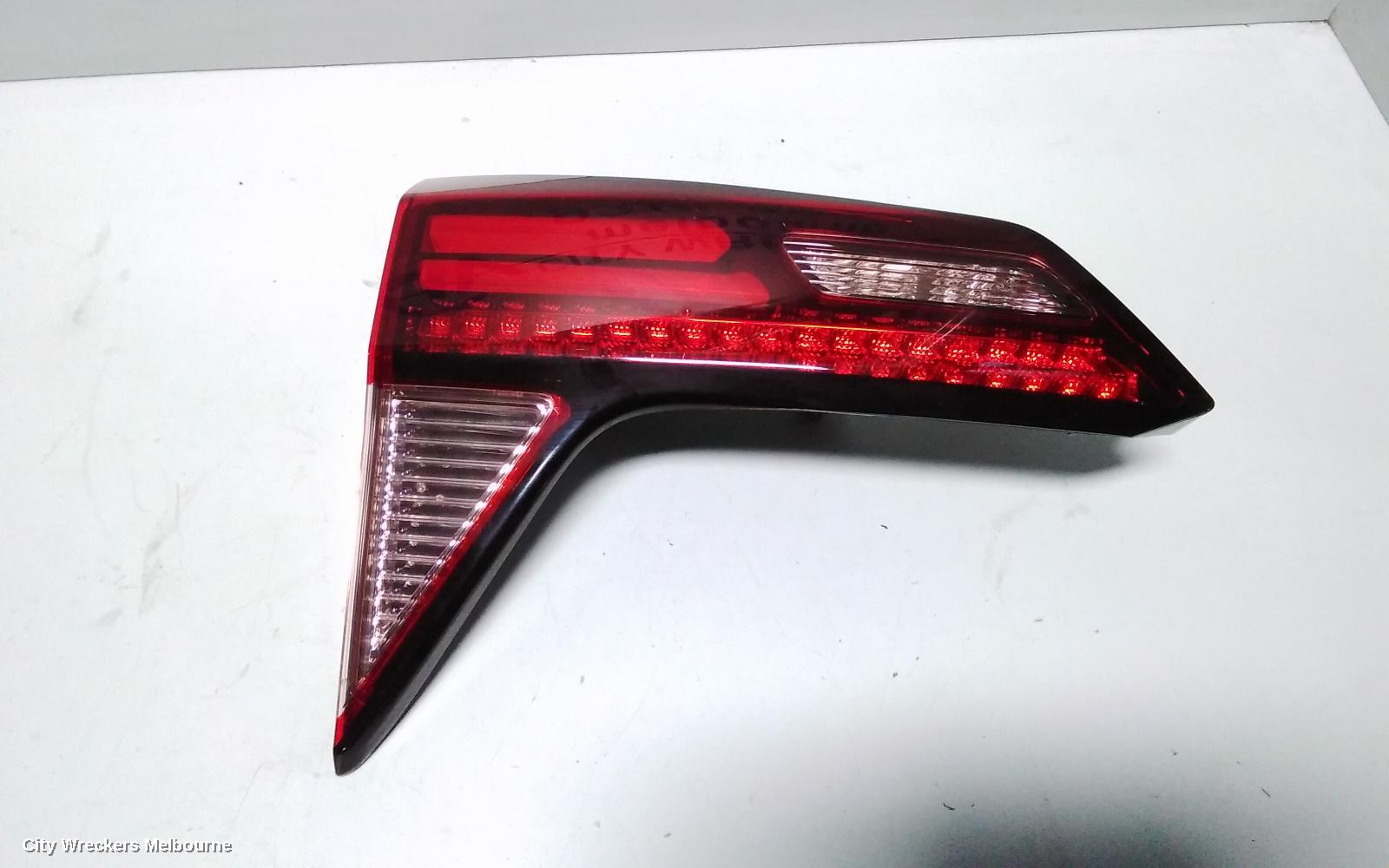 HONDA HRV REAR GARNISH, TAILGATE LAMP (LH SIDE), RU5, VTI-S/VTI-L, OPTICAL GUIDE TYPE, 12/2014 - 06/2018 - Image 3