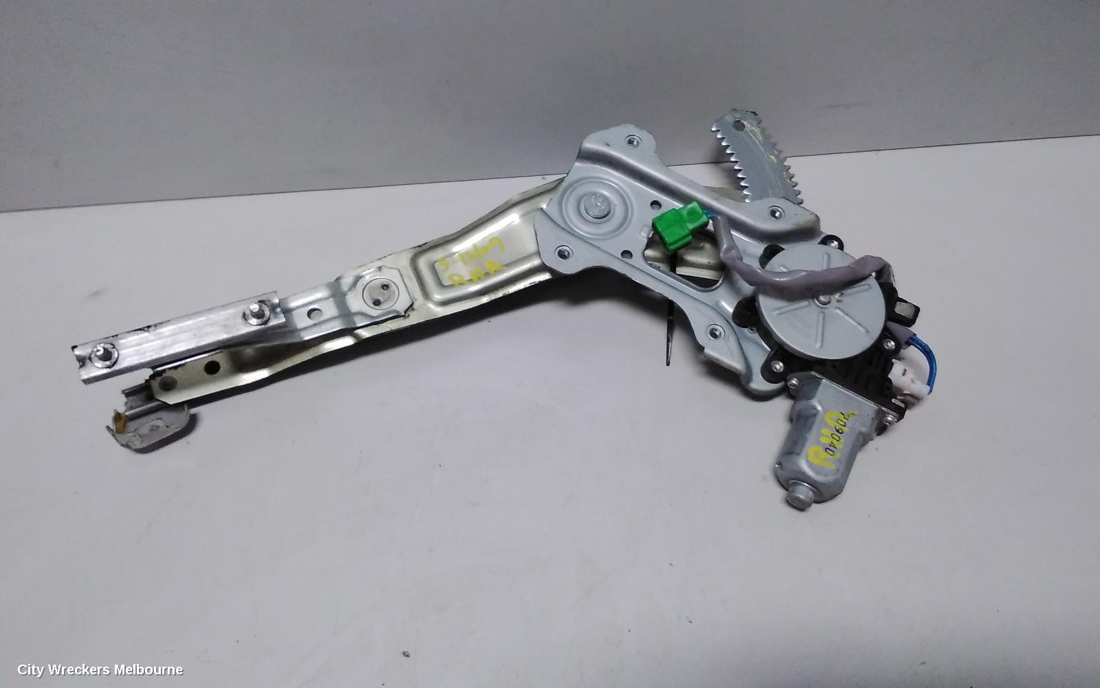 SUBARU FORESTER RIGHT REAR WND REG/MOTOR, POWER, 06/2005 - 02/2008 - Image 2