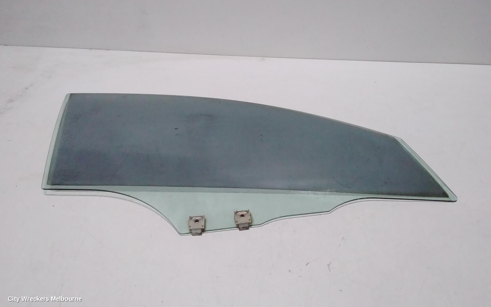 MAZDA 3 RIGHT FRONT DOOR WINDOW, BK 4DR/5DR SEDAN/HATCH 10/2003 - 04/2009 - Image 1