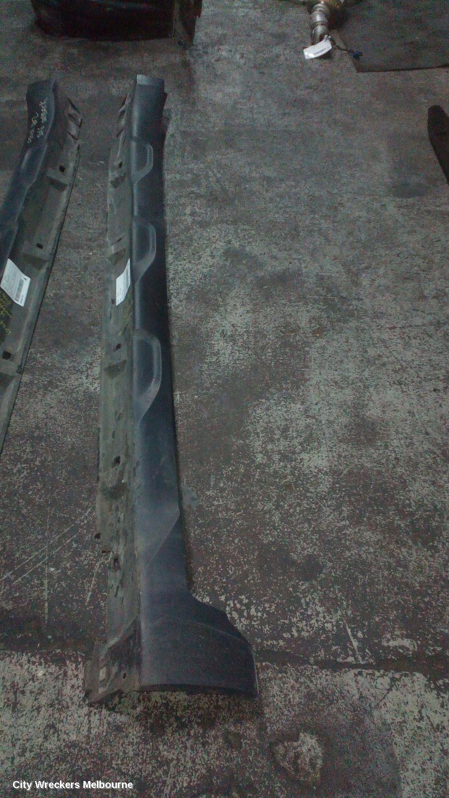SUBARU OUTBACK SIDE STEP/SKIRT, 6TH GEN, RH SIDE, 08/2014 ONWARDS - Image 1