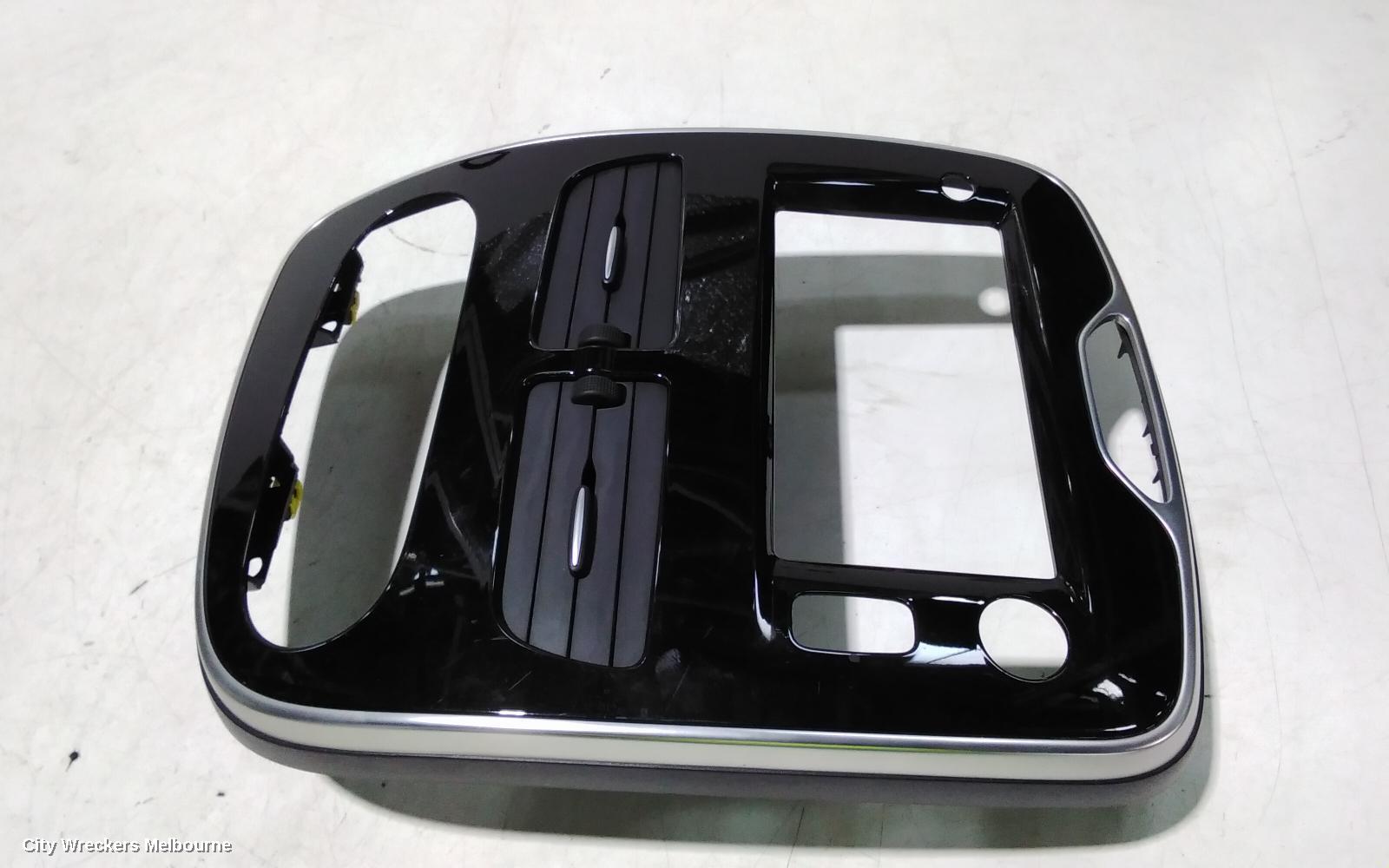 RENAULT CLIO, X98, 09/2013 - 10/2019, : 106849 - Image 2