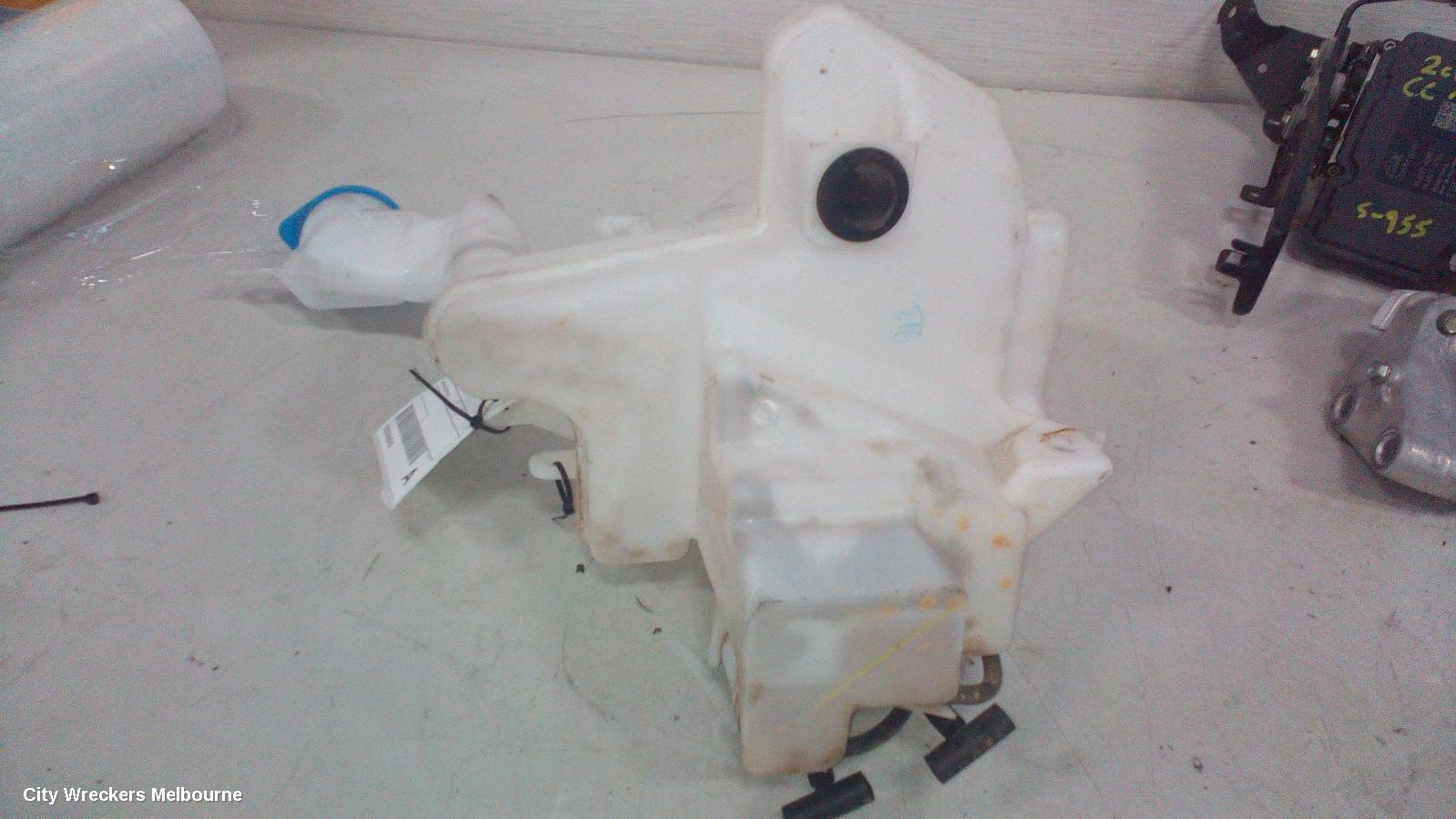 HONDA JAZZ WASHER BOTTLE, GK/GF, 07/2014 ONWARDS - Image 2