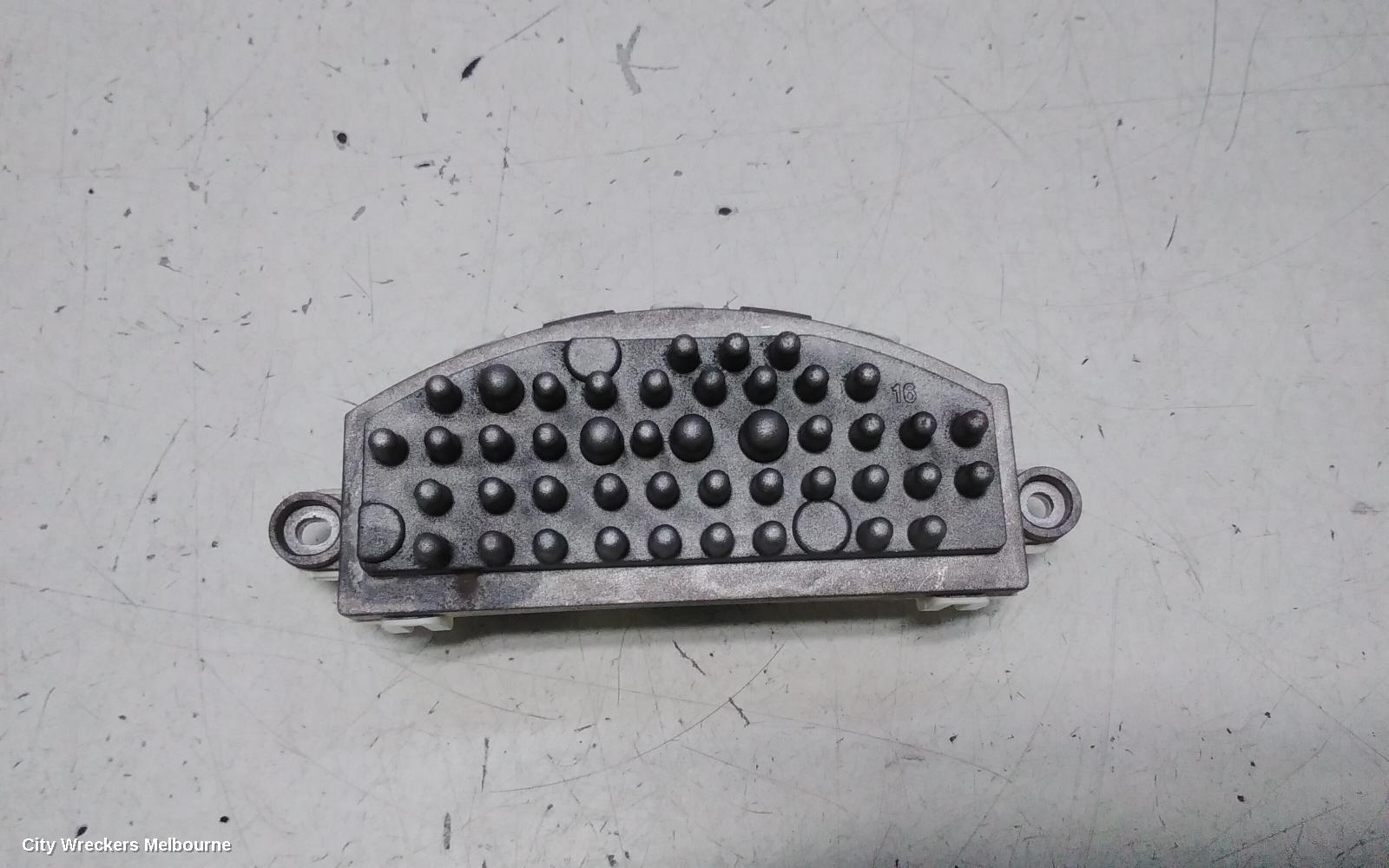 VOLKSWAGEN GOLF FAN SPEED RESISTOR, GEN 7, 11/2012 - 08/2020 - Image 1