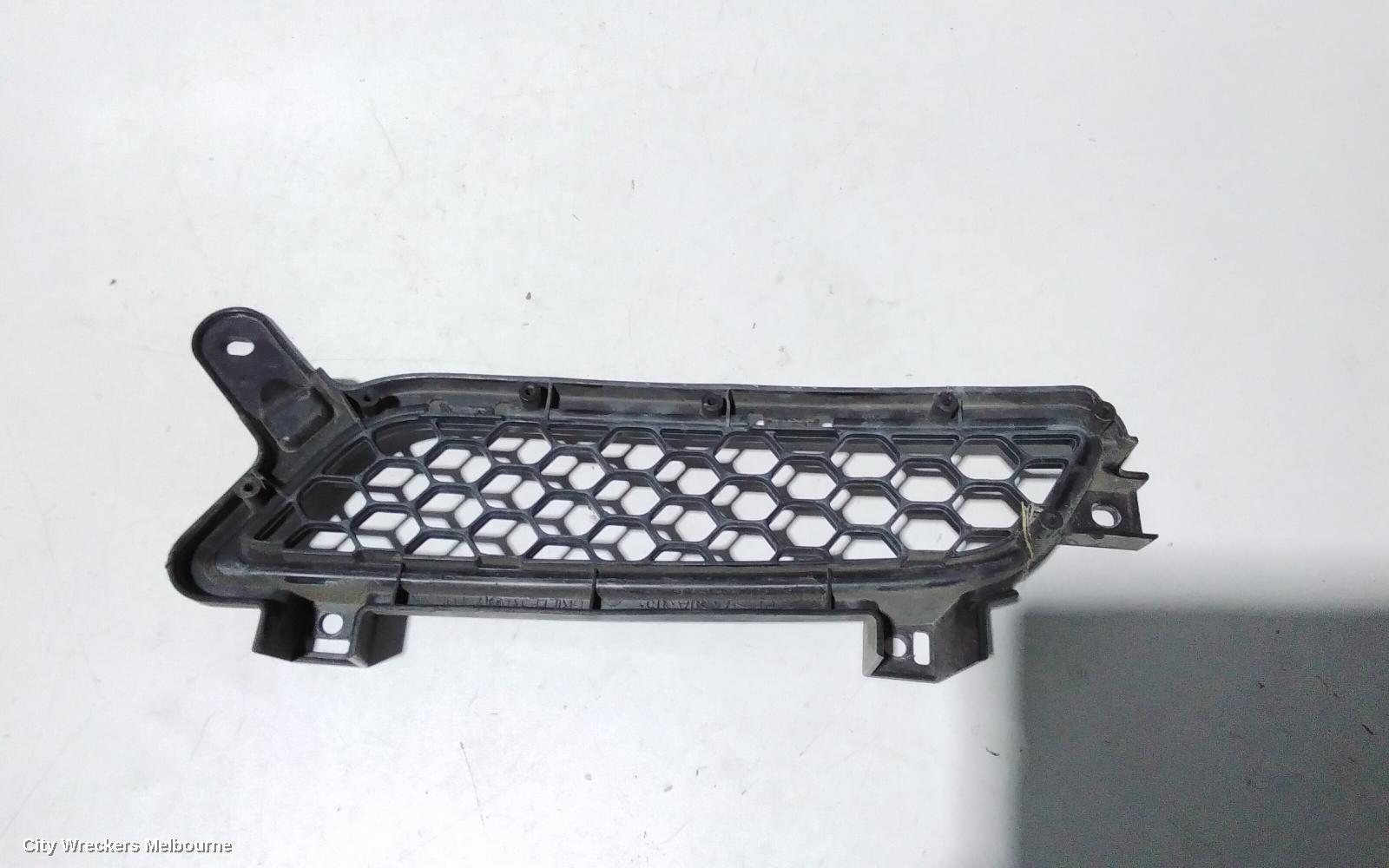 MITSUBISHI LANCER GRILLE, BUMPER GRILLE (LH SIDE), CJ, BLACK, NON FOGLAMP TYPE, 07/2007 - 10/2015 - Image 3