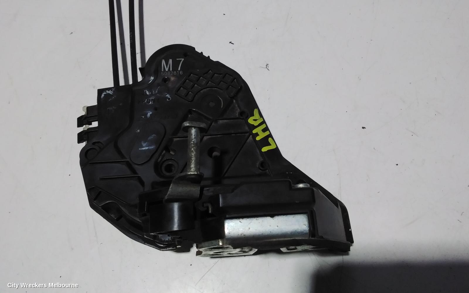 TOYOTA KLUGER DOOR/BOOT/GATE LOCK, LEFT REAR DOOR LOCK, GSU50/GSU55, 03/2014 - 02/2021 - Image 2