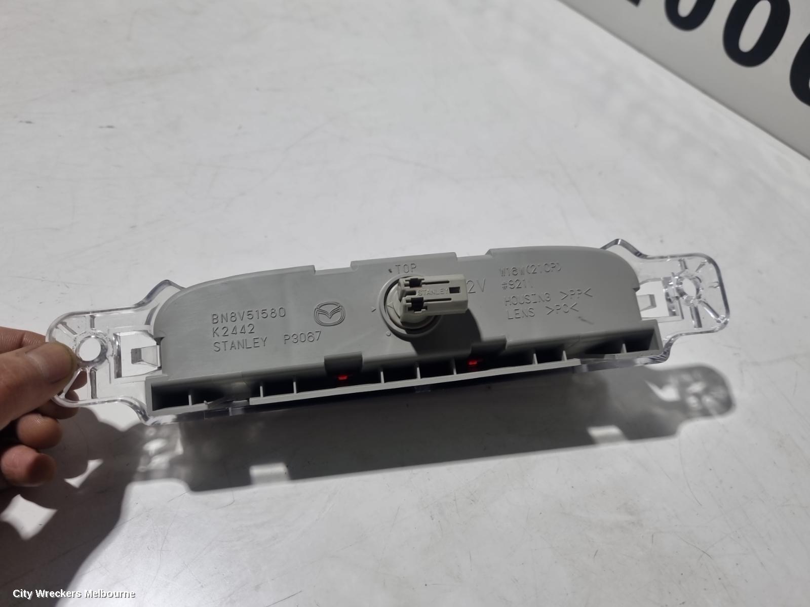 MAZDA 3 HIGH LEVEL STOPLIGHT, BK 10/2003 - 04/2009 - Image 3