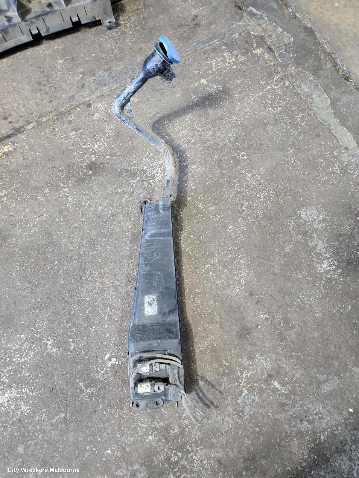 HOLDEN COMMODORE WASHER BOTTLE, VE, WAGON, 08/2006 - 04/2013 - Image 2