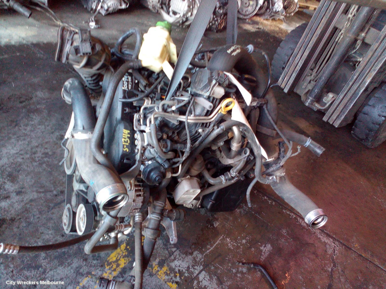 VOLKSWAGEN TRANSPORTER A/C COMPRESSOR, T6, 2.0, DIESEL, BI-TURBO, T6, 07/2015 ONWARDS - Image 2