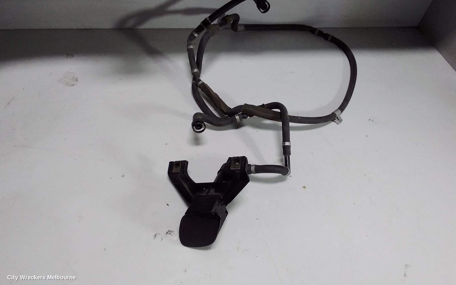 LEXUS RX SERIES WASHER JET, XU30, 01/2003 - 02/2009 - Image 2