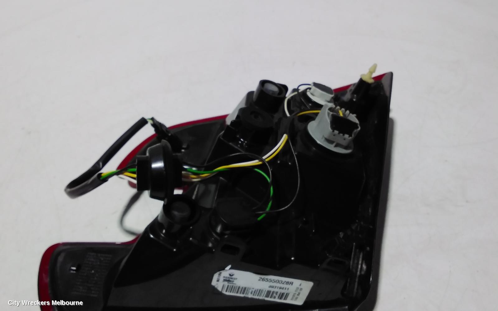 RENAULT MEGANE REAR GARNISH, TAILGATE LAMP (LH SIDE), K95, WAGON, 05/2013 - 05/2016 - Image 3