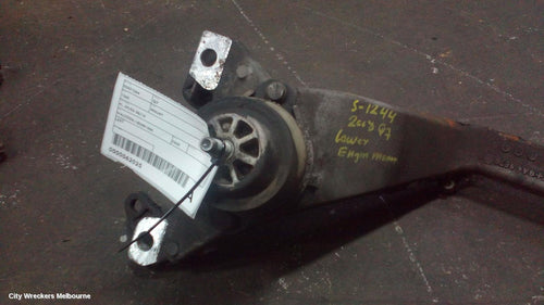 AUDI Q7 MOUNT, ENGINE MOUNT (LH SIDE), DIESEL, 3.0, TURBO, 4L, 09/2006 - 08/2015 - Image 1