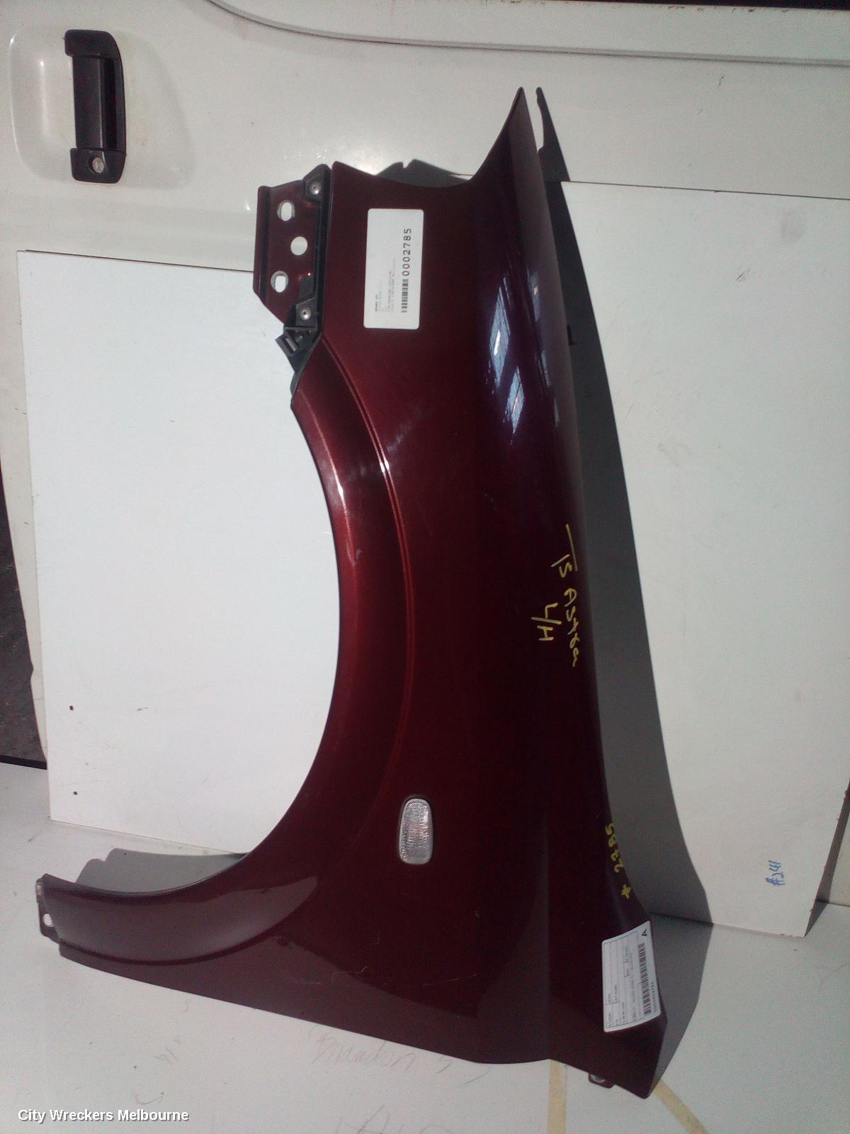 HOLDEN ASTRA LEFT GUARD, TS, 08/1998 - 10/2006 - Image 1
