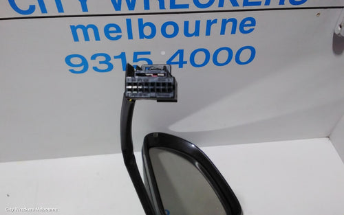 AUDI A4 LEFT DOOR MIRROR, B8 8K, A4, MANUAL FOLD, NO LANE CHANGE ASSIST TYPE, 1 PLUG (6 WIRE), 02/2008 - 05/2009 - Image 2