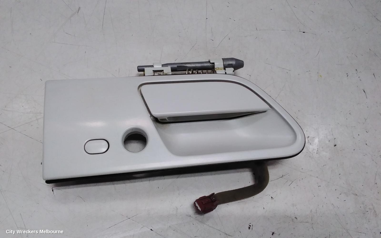 NISSAN ELGRAND DOOR HANDLE, OUTER, RH FRONT, COLOUR CODED TYPE, E51, 05/2002 - 12/2010 - Image 3