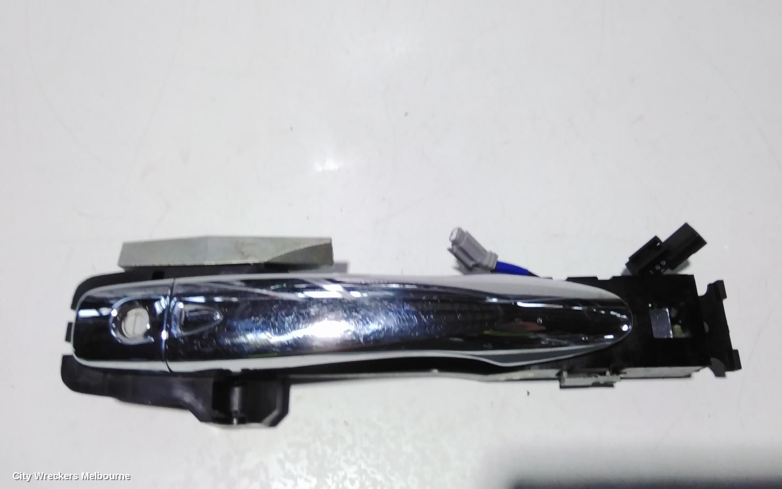 NISSAN NAVARA DOOR HANDLE, NP300, OUTER, RH FRONT, CHROME, 05/2015 ONWARDS - Image 3