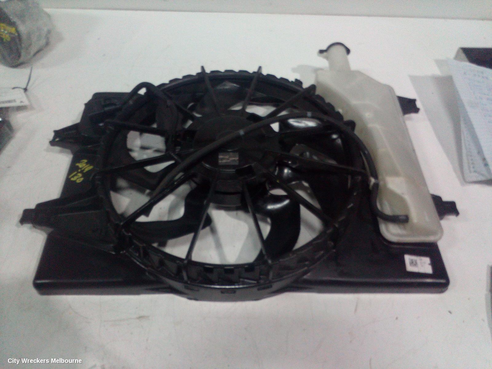 HYUNDAI I30 FAN, RADIATOR FAN ASSY, 2.0, G4NC, PETROL, PD, HATCH (S. KOREA VIN KMHH), 03/2017 ONWARDS - Image 2