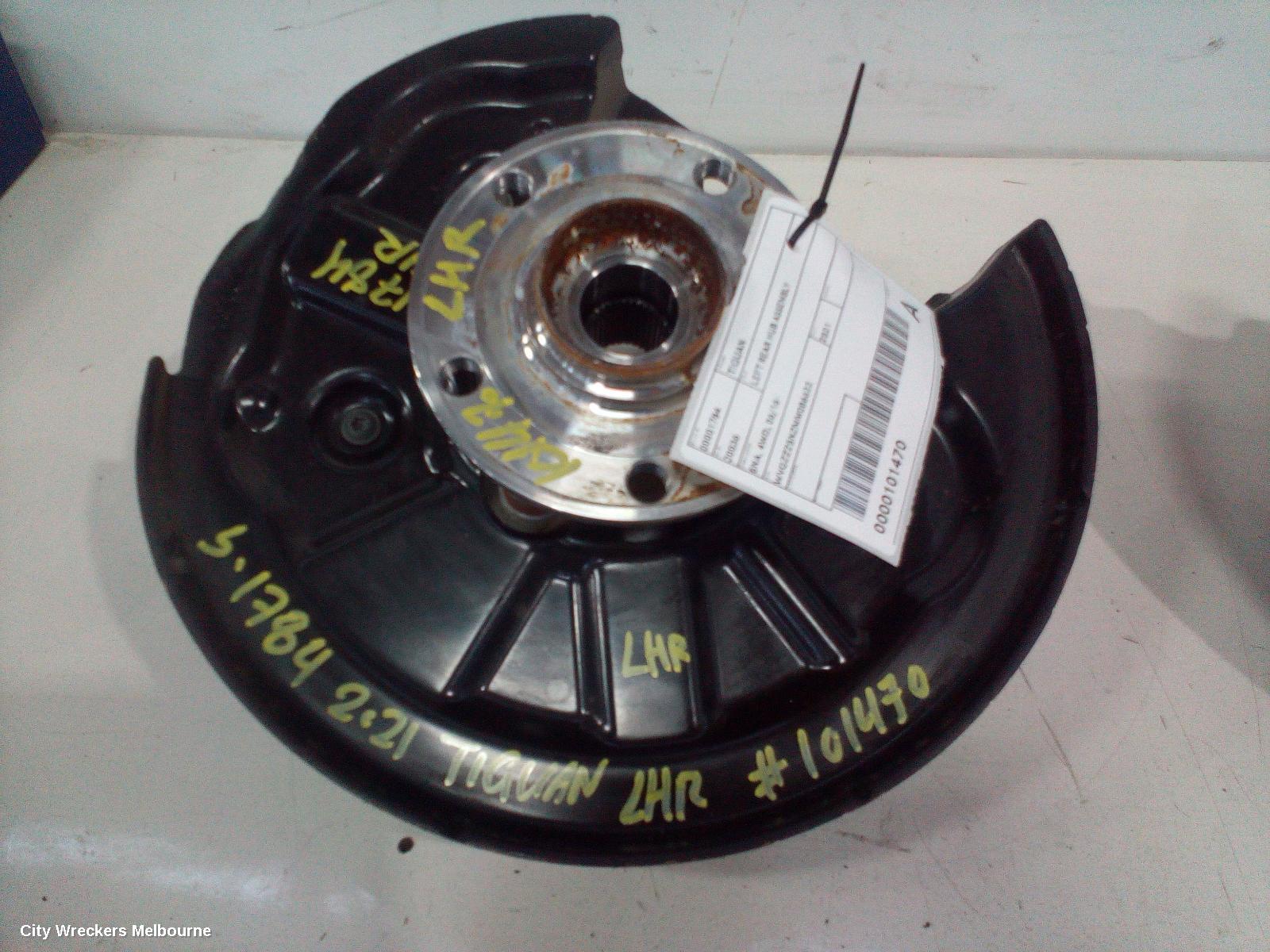 VOLKSWAGEN TIGUAN LEFT REAR HUB ASSEMBLY, 5NA, 4WD, 06/2016 ONWARDS - Image 2