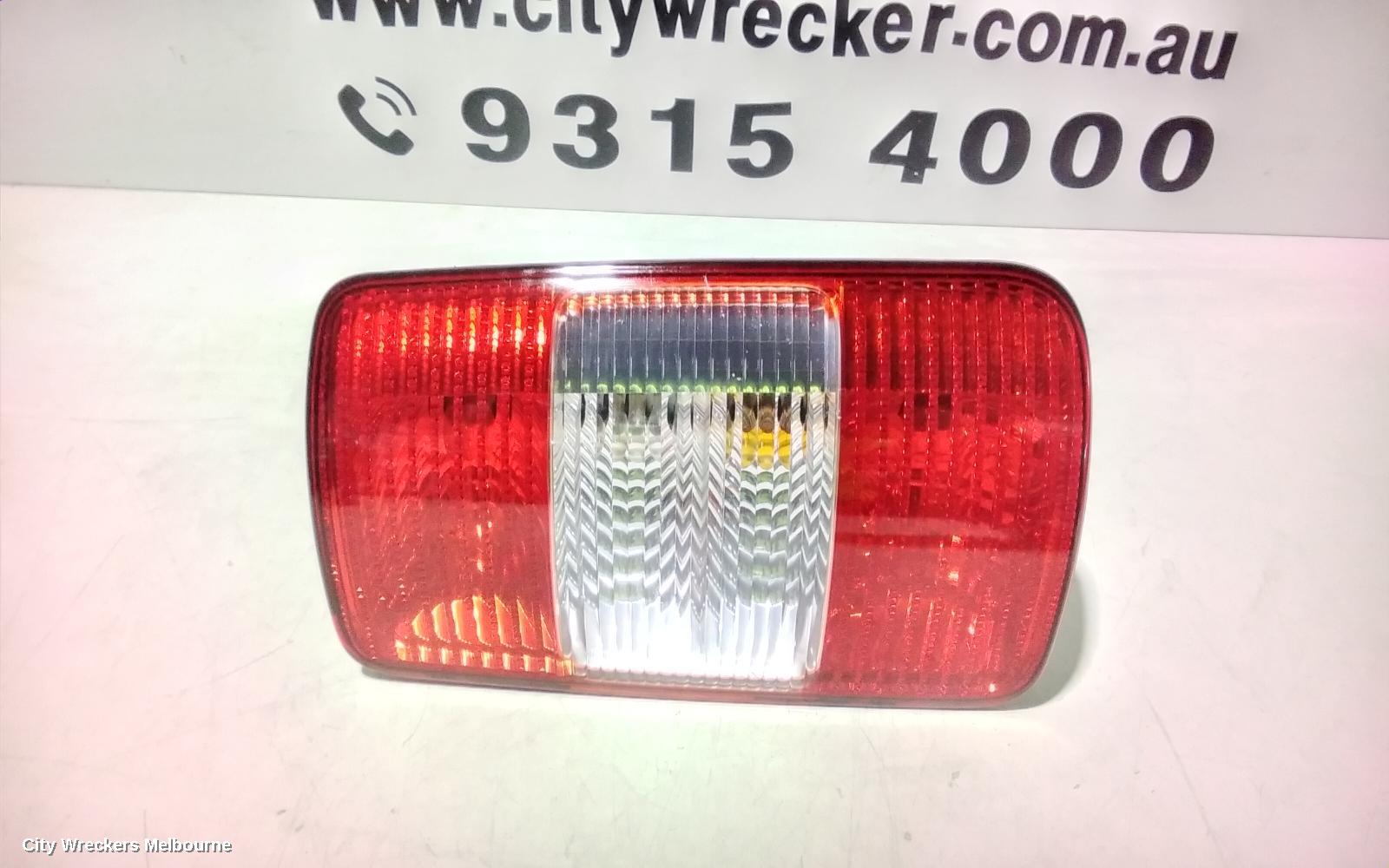 VOLKSWAGEN CADDY RIGHT TAILLIGHT, 2K, 12/2004 - 08/2010 - Image 2