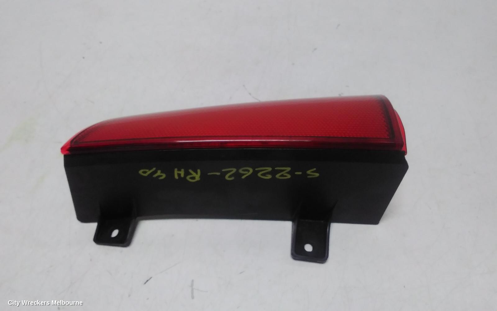 MERCEDES VITO RIGHT TAILLIGHT, UPPER TAILGATE, 639, 04/2004 - 02/2015 - Image 3