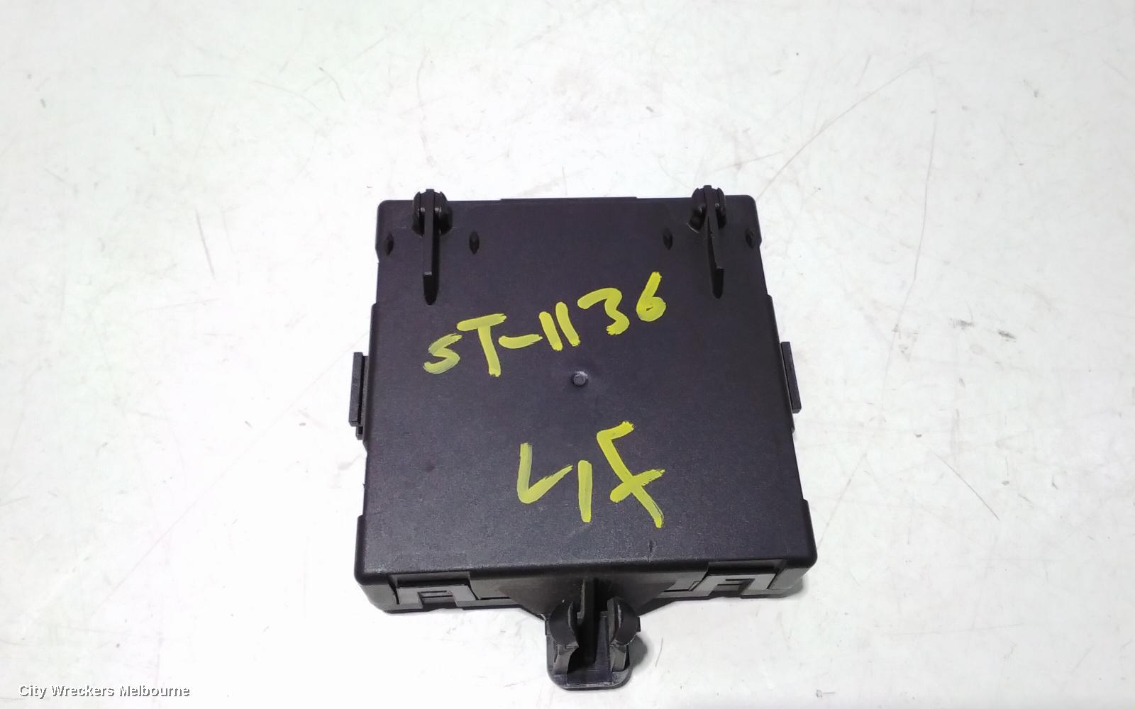 MERCEDES C CLASS, W204, 2007-01/2015, 08-11 MERCEDES C CLASS FRONT LEFT DOOR CONTROL MODULE OEM A2048701926: 93408 - Image 3