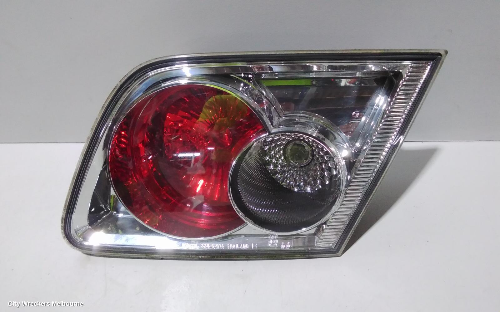 MAZDA 6 REAR GARNISH, BOOTLID LAMP (RH SIDE), GG/GY, SEDAN, 09/2002 - 07/2005 - Image 2