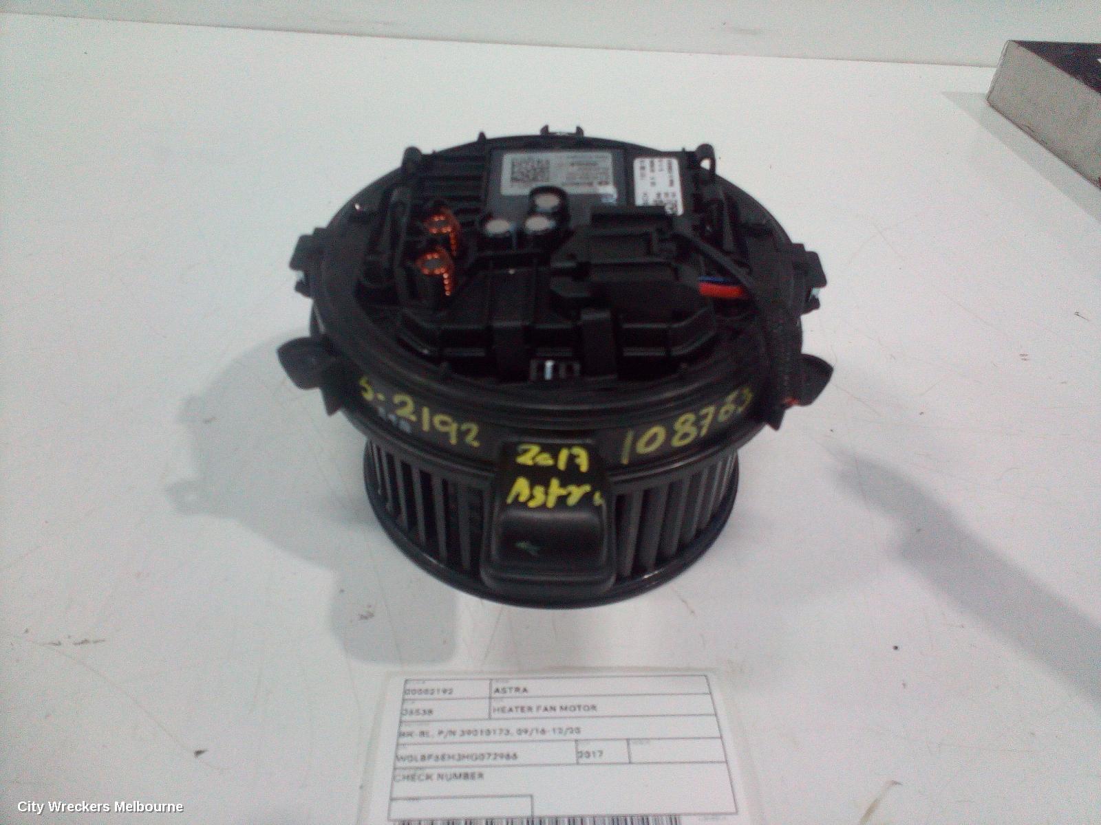 HOLDEN ASTRA HEATER FAN MOTOR, BK-BL, P/N 39010173, 09/2016 - 12/2020 - Image 1
