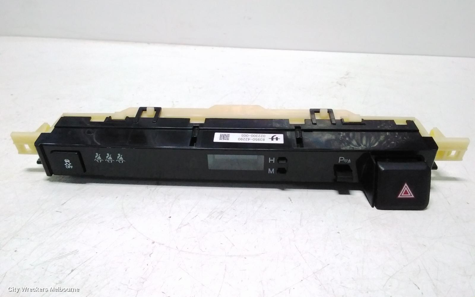 TOYOTA RAV4 CLOCK, XA40, 12/2012 - 12/2018 - Image 2