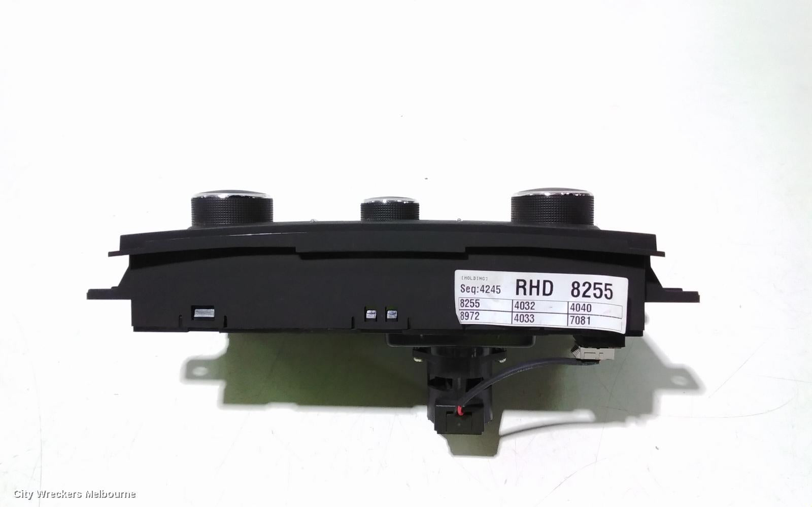 HOLDEN CAPTIVA HEATER/AC CONTROLS, DUAL ZONE CLIMATE CONTROL TYPE ONLY, NON PARK ASSIST/NON REAR A/C BUTTON TYPE, CG, 01/2014 - 06/2018 - Image 3