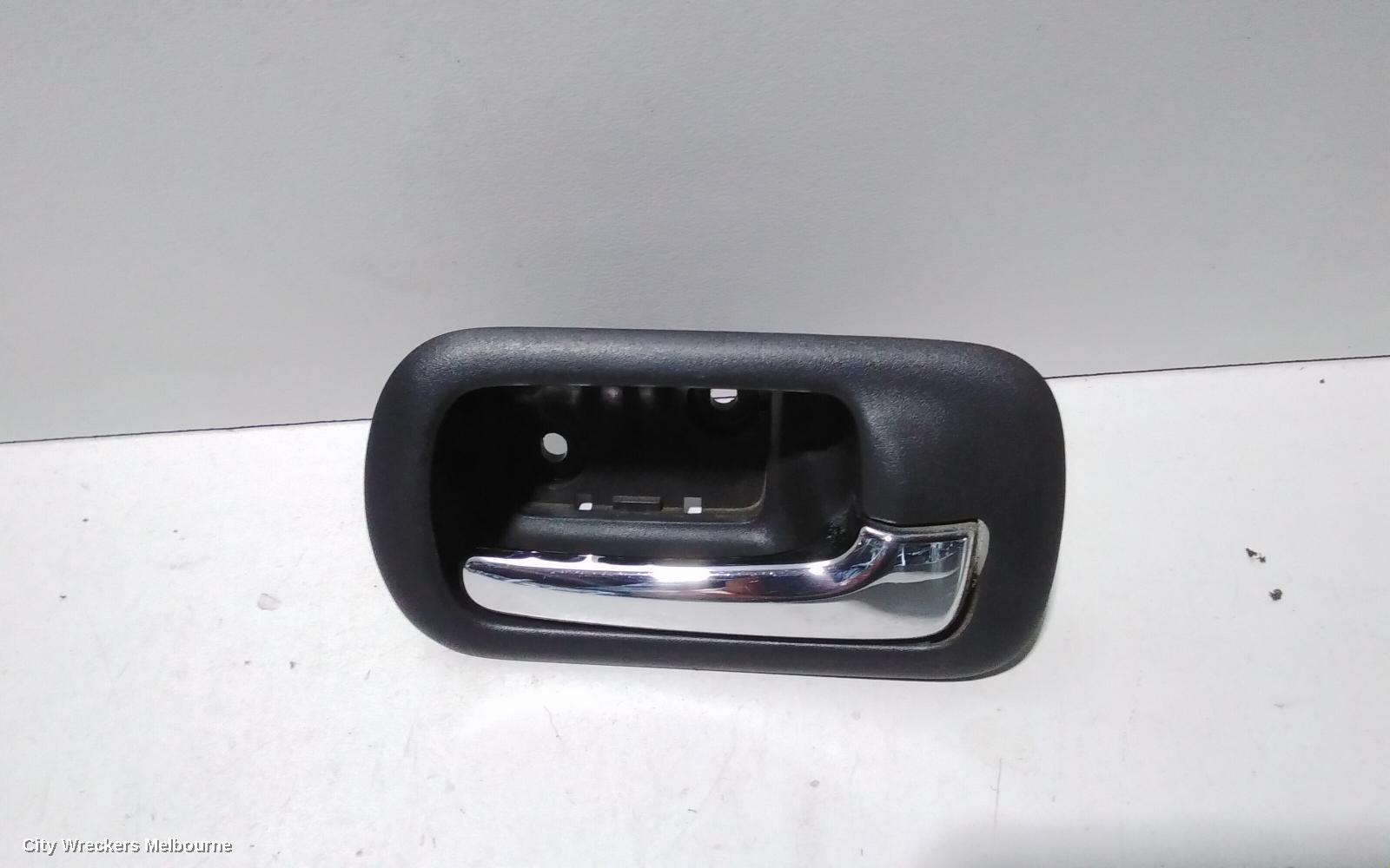 HONDA CIVIC DOOR HANDLE, INNER, RH REAR, 7TH GEN, SEDAN, 11/2000 - 02/2005 - Image 2
