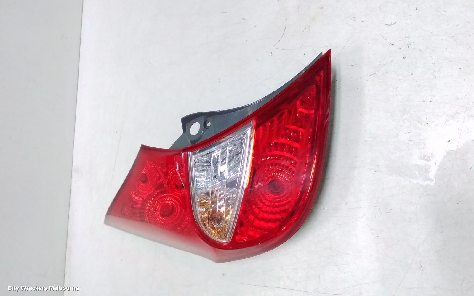 HYUNDAI ACCENT LEFT TAILLIGHT, RB, HATCH, 07/2011 - 12/2019 - Image 2