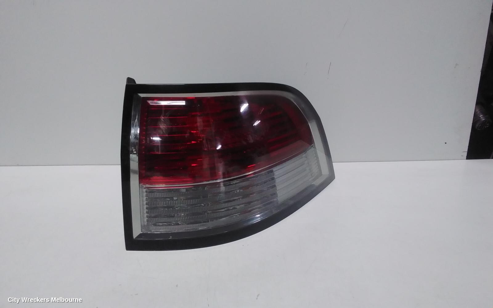 HOLDEN COMMODORE RIGHT TAILLIGHT, VE, SEDAN, OMEGA/LUMINA/SV6/SS/INTERNATIONAL/60TH ANNIV/V SERIES, 08/2006 - 04/2013 - Image 1