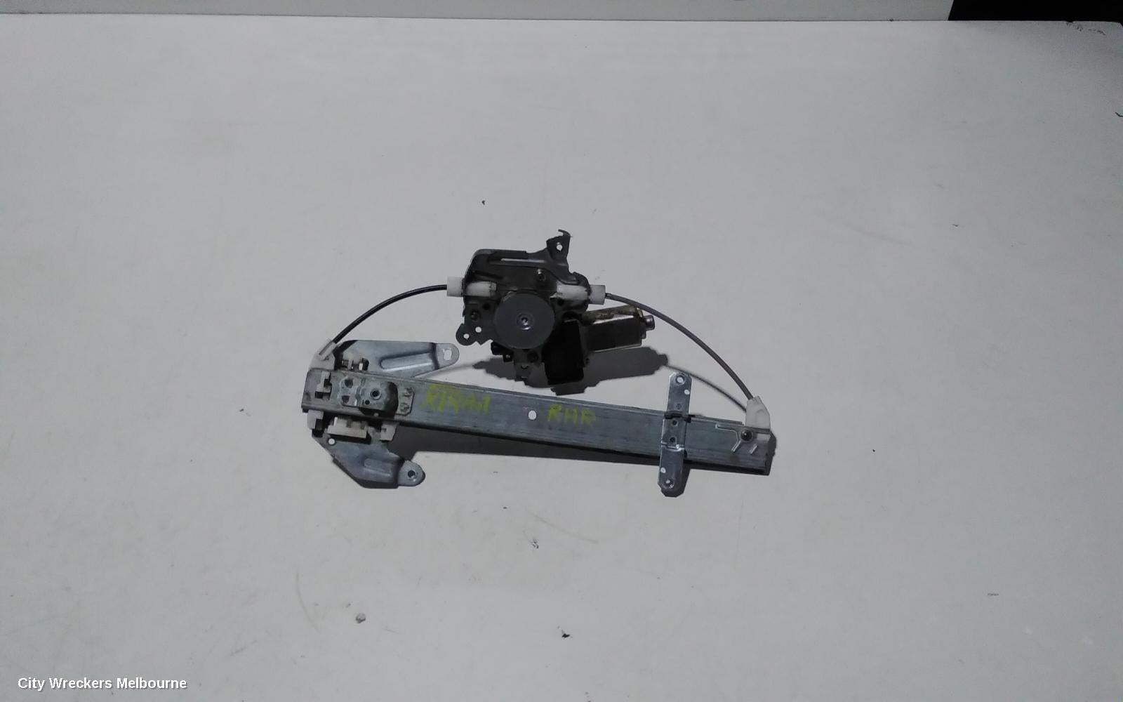 NISSAN XTRAIL RIGHT REAR WND REG/MOTOR, T30, POWER, 10/2001 - 09/2007 - Image 3