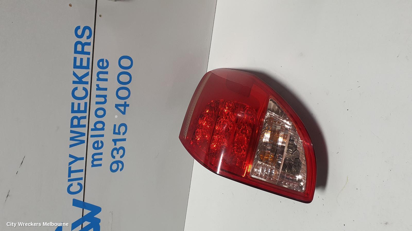 TOYOTA RAV4 RIGHT TAILLIGHT, ACA33, 11/2005 - 08/2008 - Image 2